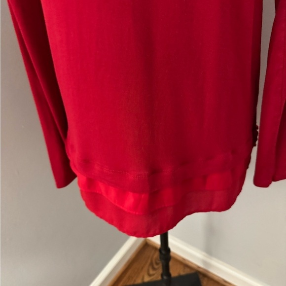 White House Black Market rayon/spandex top, scoop neck. Size S. Red - Picture 5 of 10